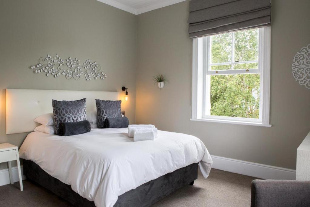 Summerwood Guest House Стеленбош Екстериор снимка
