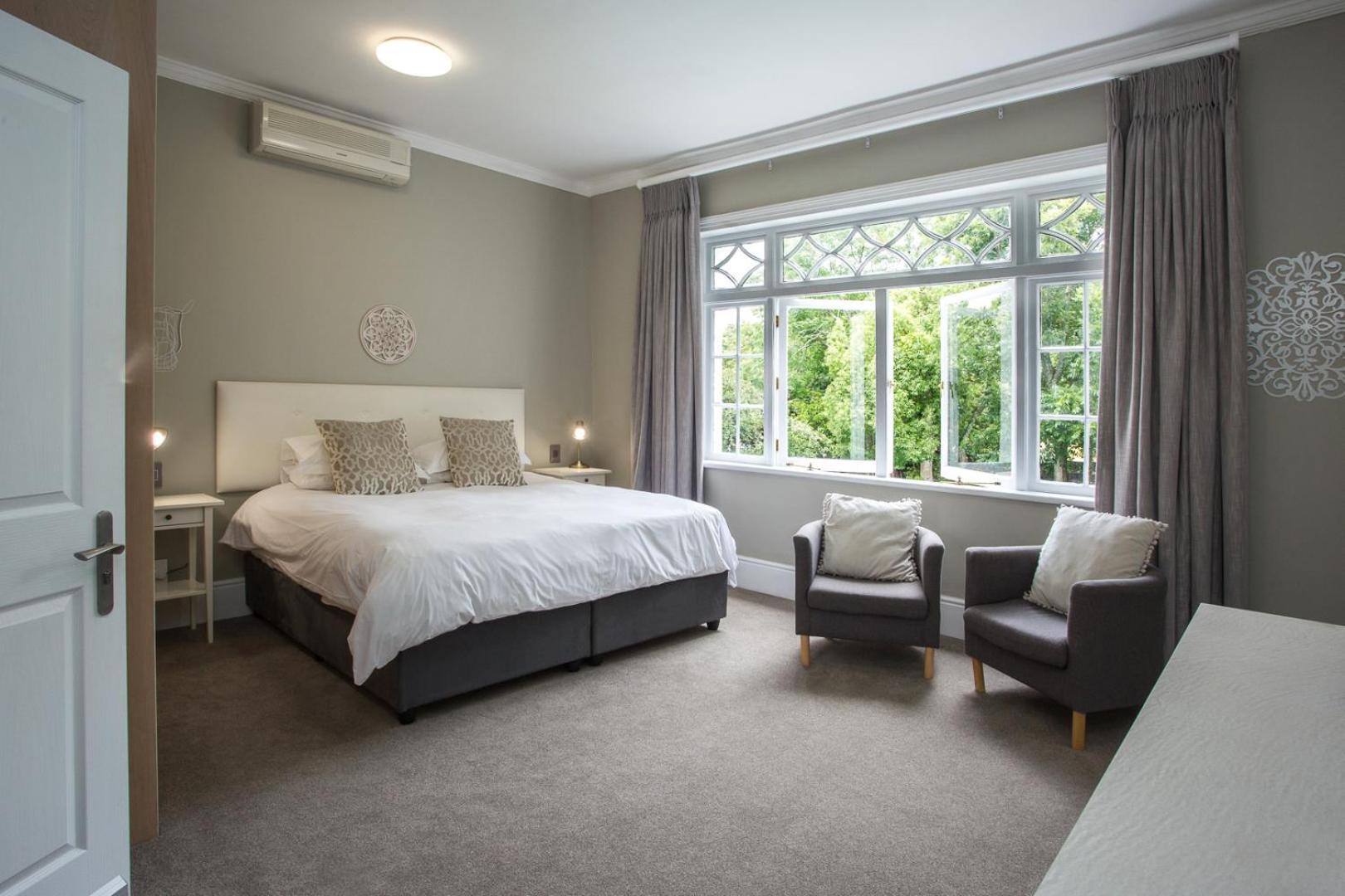 Summerwood Guest House Стеленбош Стая снимка