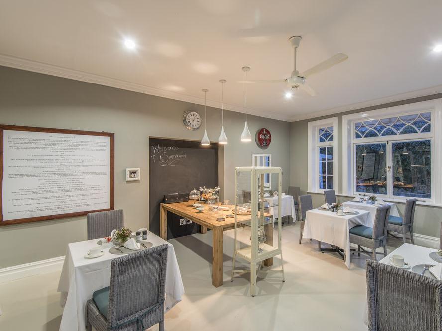 Summerwood Guest House Стеленбош Екстериор снимка
