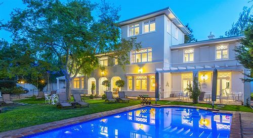 Summerwood Guest House Стеленбош Екстериор снимка