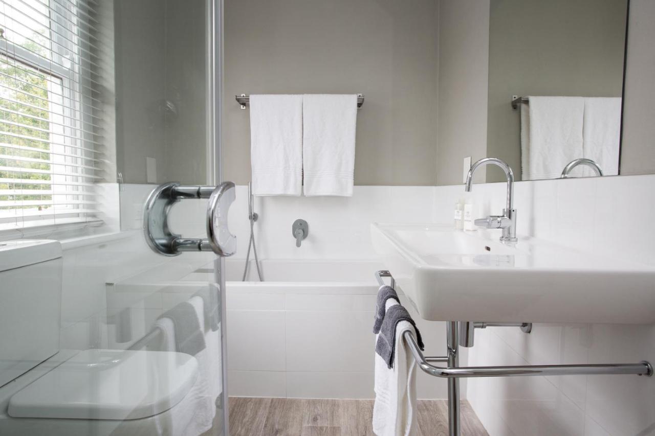 Summerwood Guest House Стеленбош Екстериор снимка