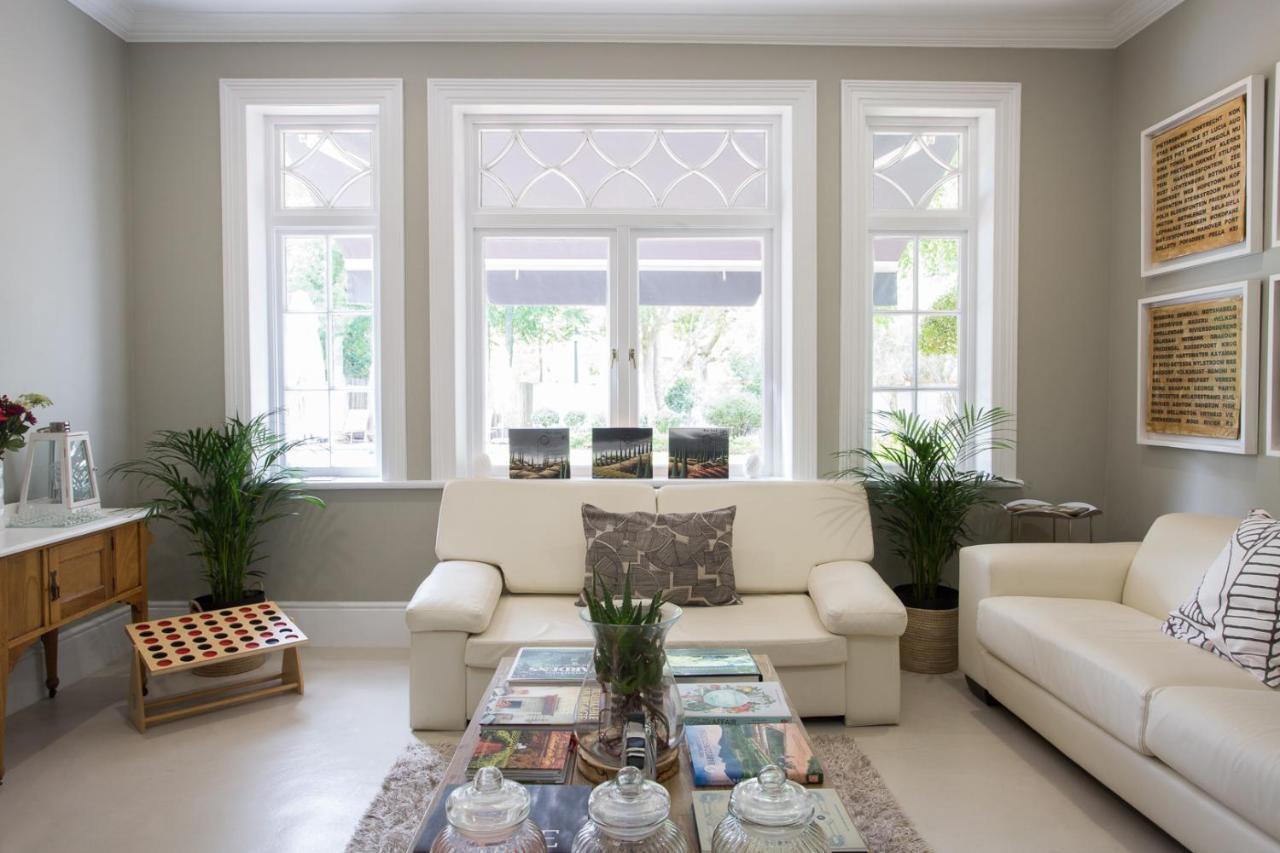 Summerwood Guest House Стеленбош Екстериор снимка